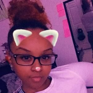 Meet your Posher, Kiana